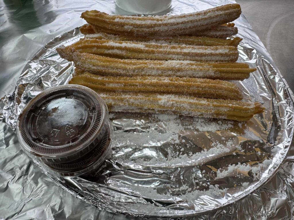 Foodtruck-Sarthe-Marleys-Churros